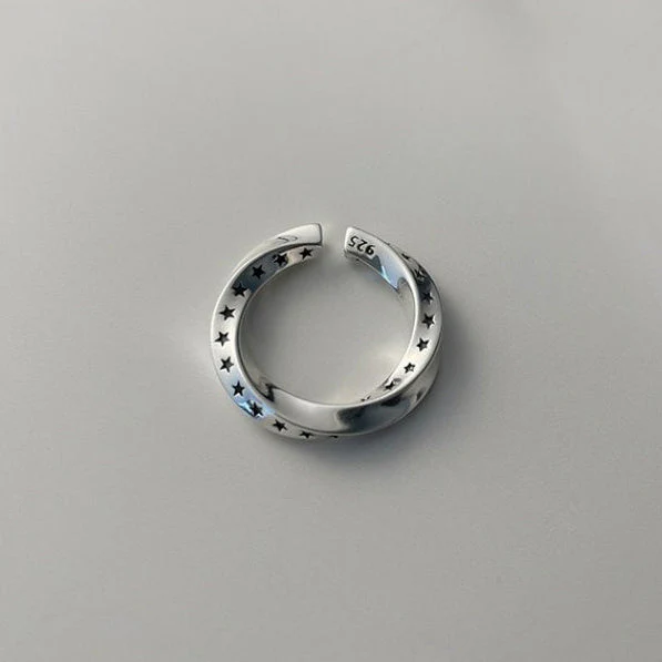 00's Nostalgia Star-Shaped Rhinestone Ring - Image 5