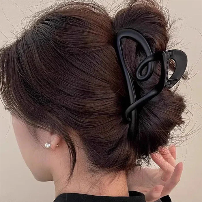 90's Style Heart-Shaped Hair Claw - Image 7