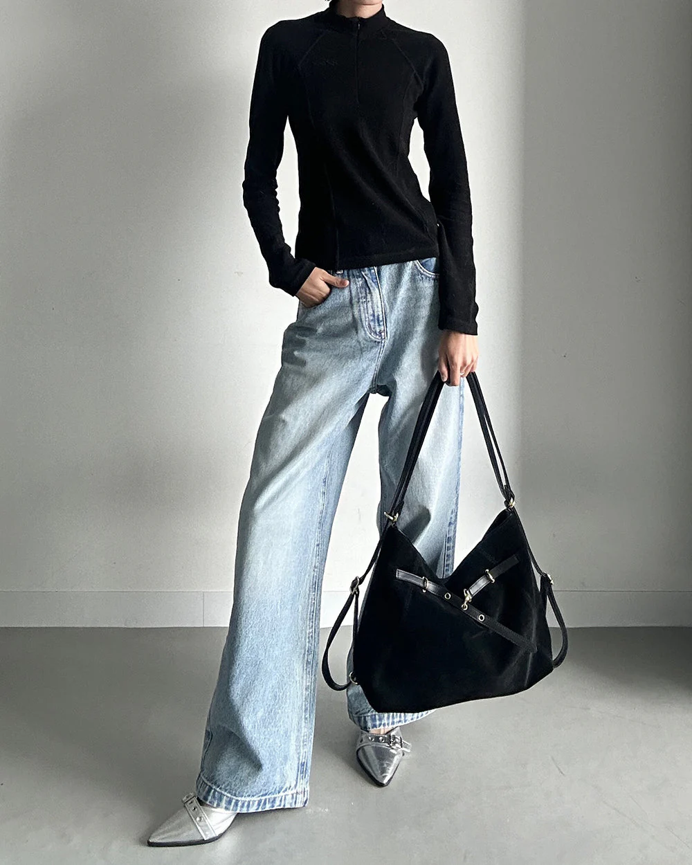 Academia Belted Shoulder Bag - Image 8