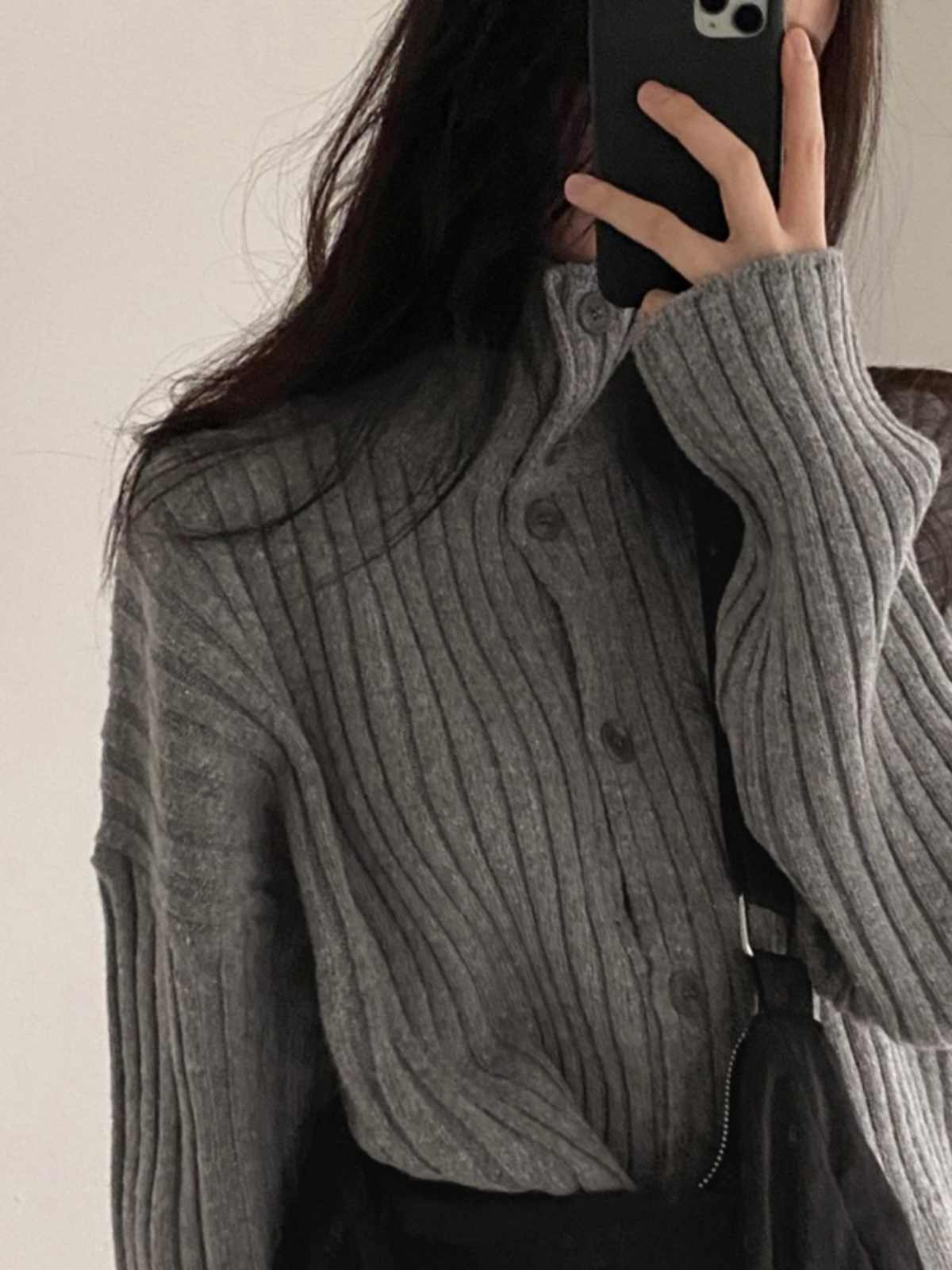 Acubi Chic High-neck Knitted Cardigan - Image 5