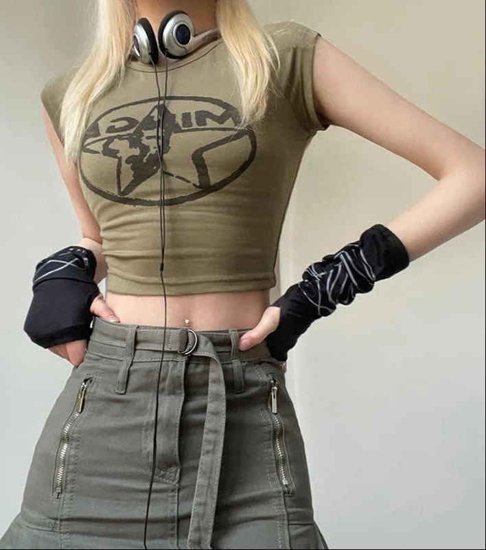 Acubi Star Green Crop Tee - Image 4