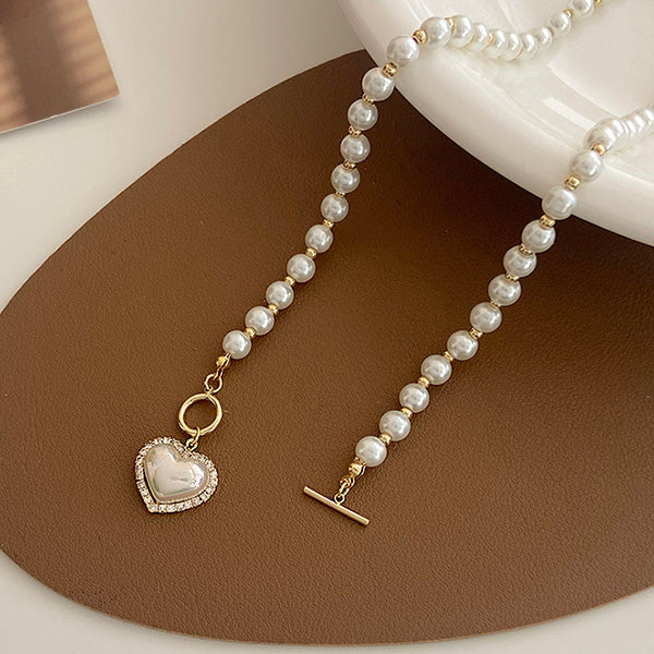 Aesthetic Heart Pearl Necklace - Image 4