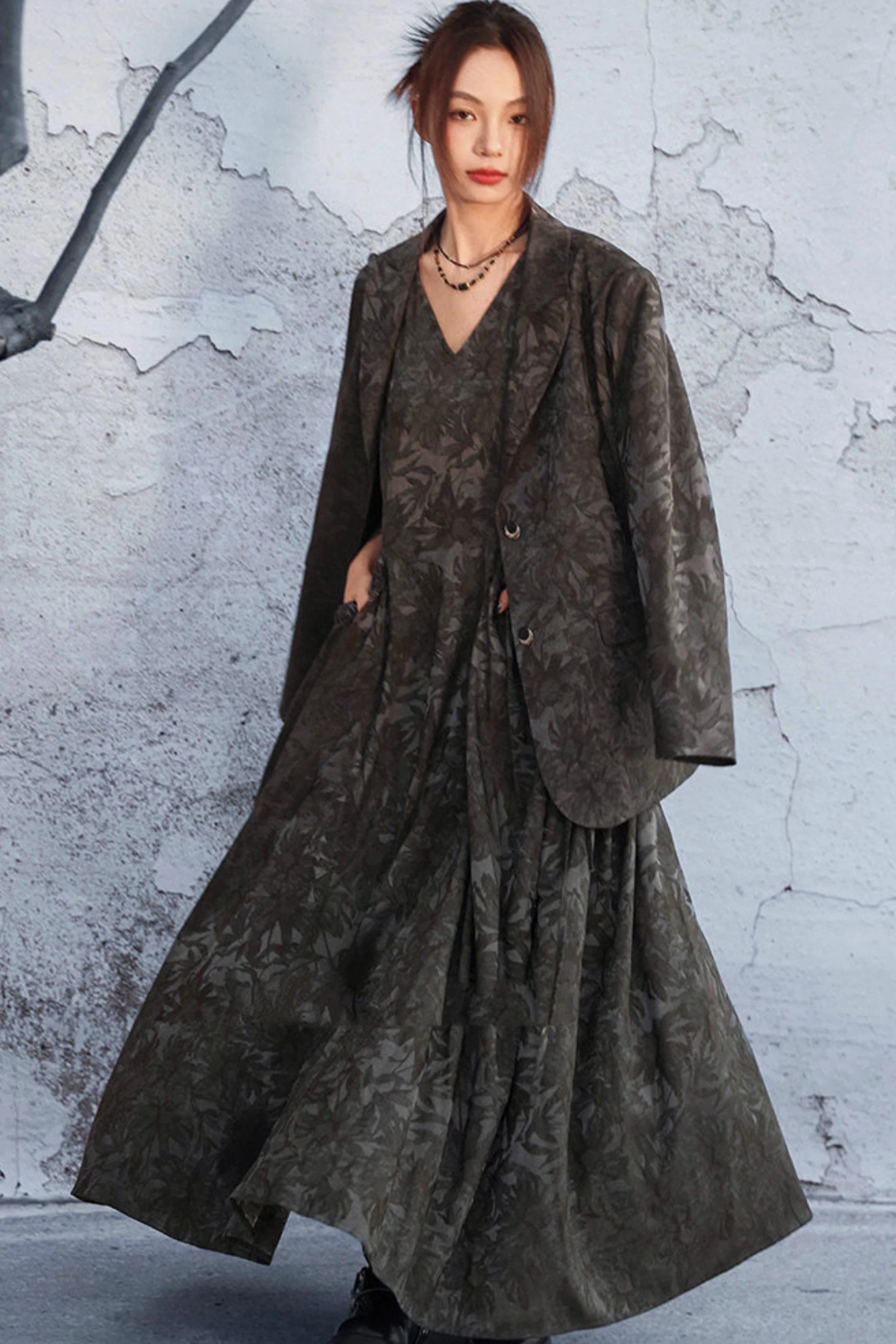 Edgy Wood Jacquard Jacket - Image 10