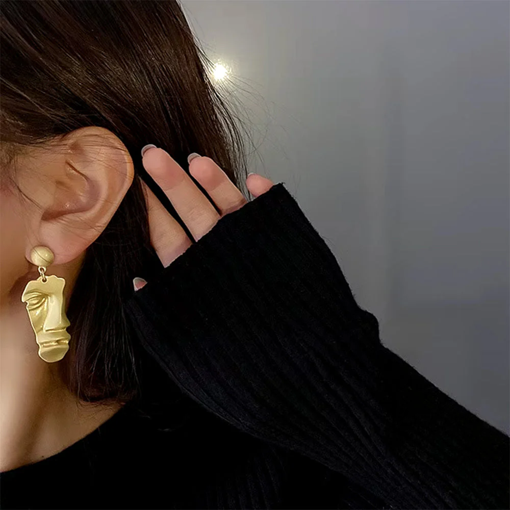 Artsy Face Vintage Aesthetic Earrings - Image 2