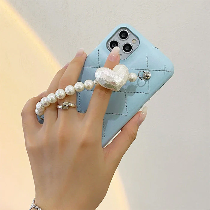 Baby Blue Pearl Chain iPhone Case - Image 4
