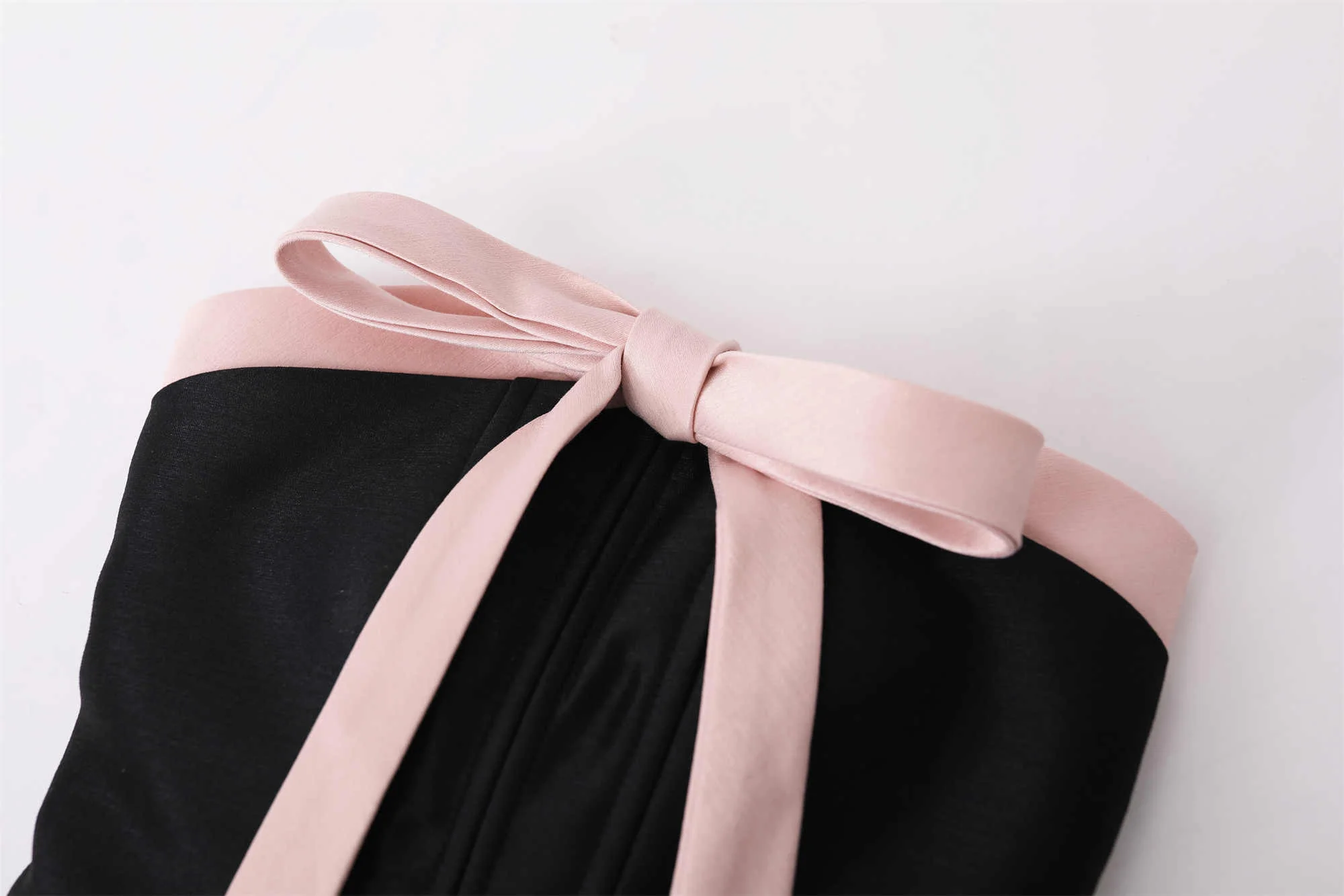 Ballet Bow Dark Coquette Tube Top Coord - Image 4