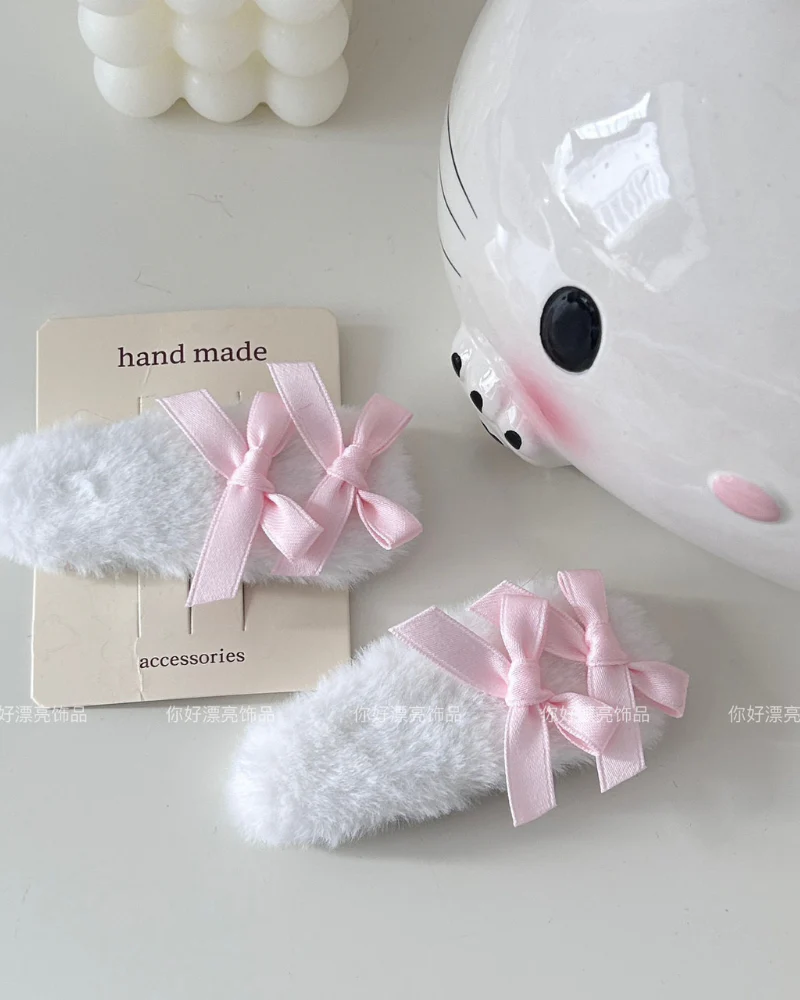 Ballet Bow Furry Hair Clip - Image 4