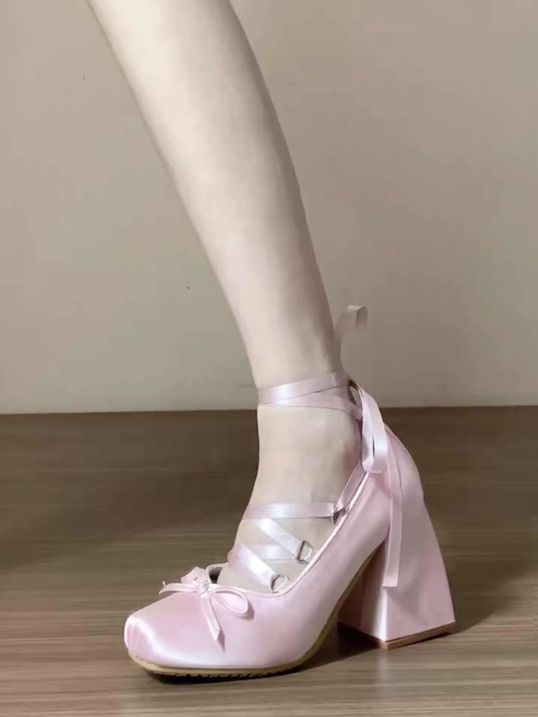 Ballet Bow Round Toe High Heels - Image 2
