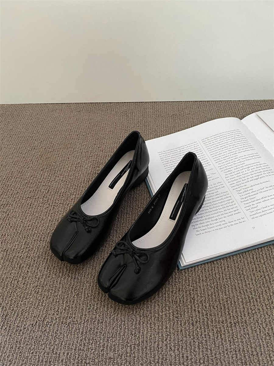 Ballet Split-toe Leather Shoes - Image 3
