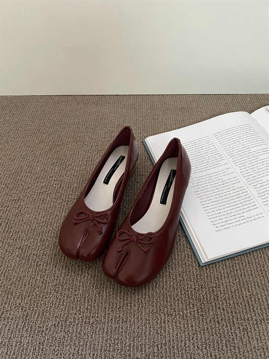 Ballet Split-toe Leather Shoes - Image 4
