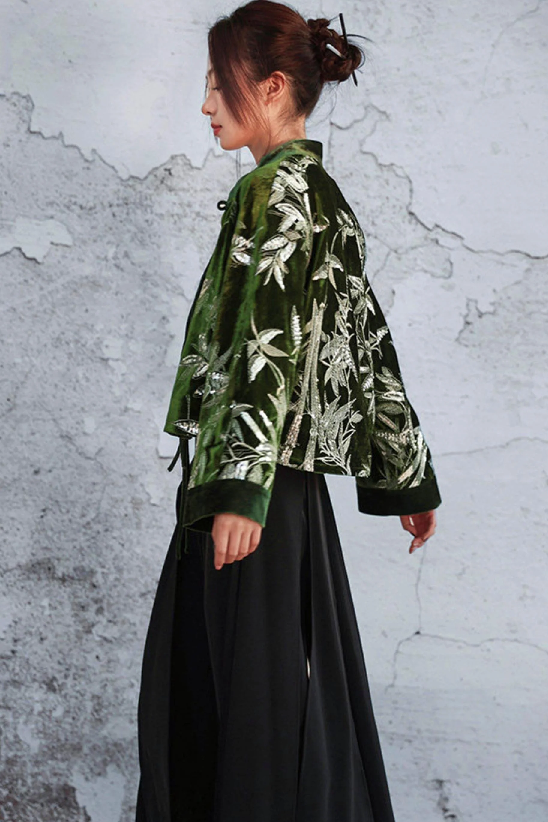 Bamboo Leaf Velvet Jacket - Image 10