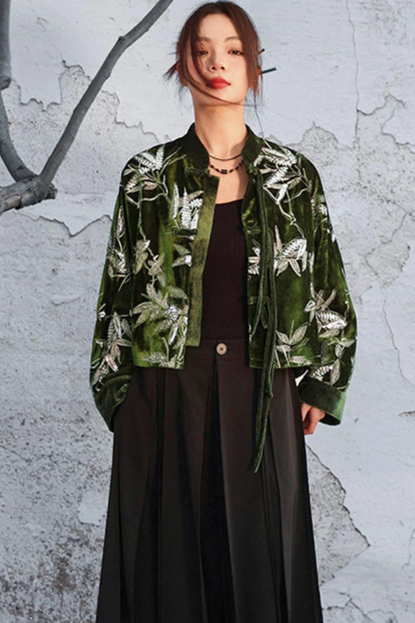 Bamboo Leaf Velvet Jacket - Image 14