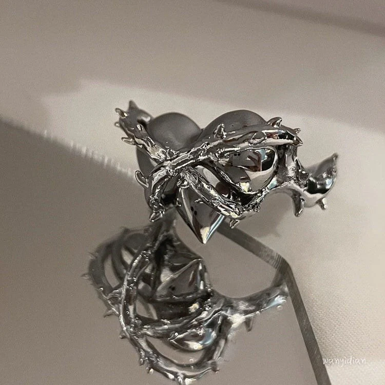 Barb Wide Heart Ring - Image 7