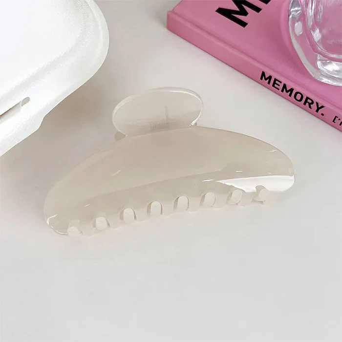 Barbiecore Hair Claw - Image 13
