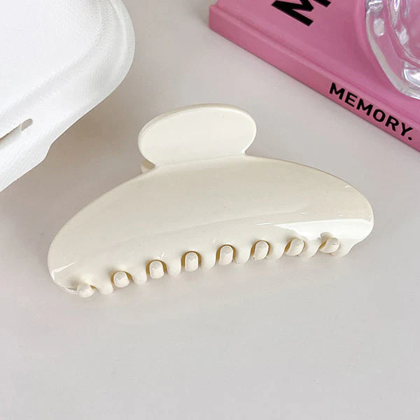 Barbiecore Hair Claw - Image 6