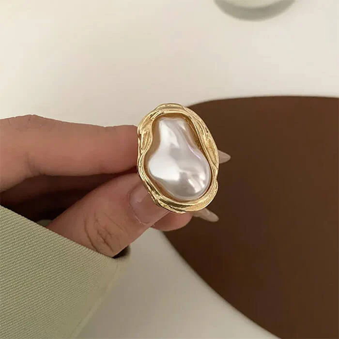 Baroque Aesthetic Pearl Ring - Image 3