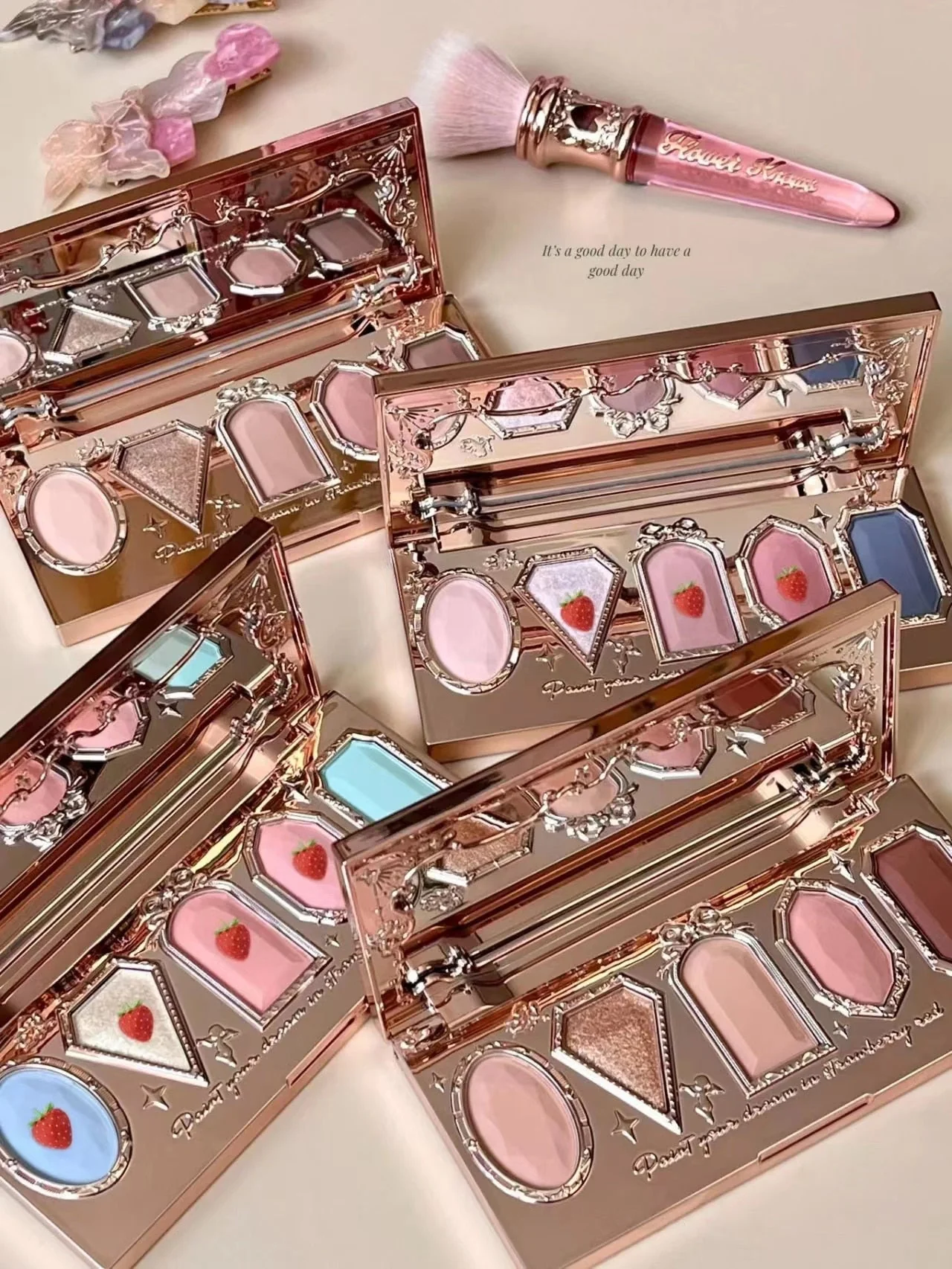 Berry Angelic Eyeshadow Palette - Image 3