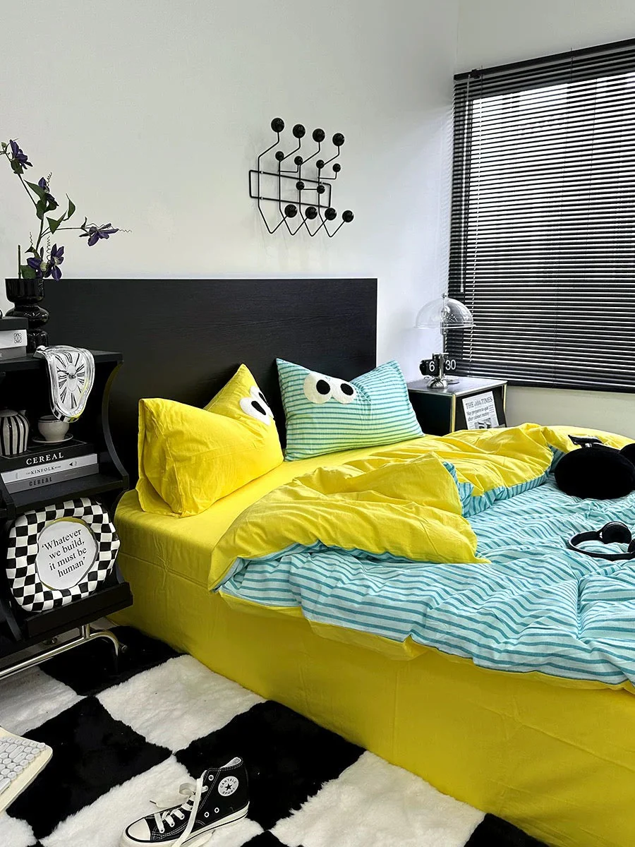 Big Eyes Bedding Set - Image 10