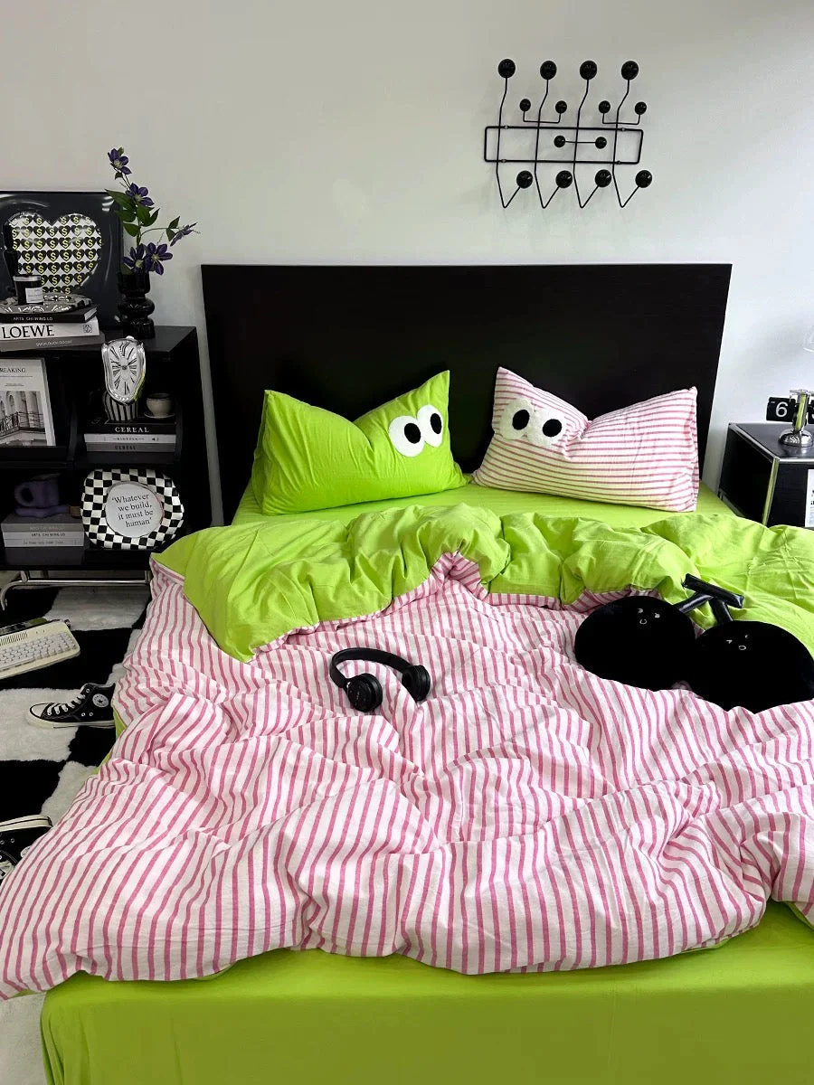 Big Eyes Bedding Set - Image 11