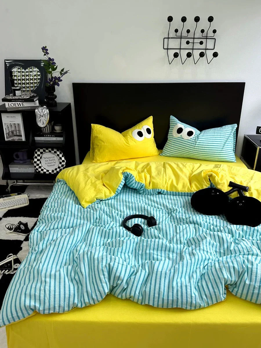 Big Eyes Bedding Set - Image 25