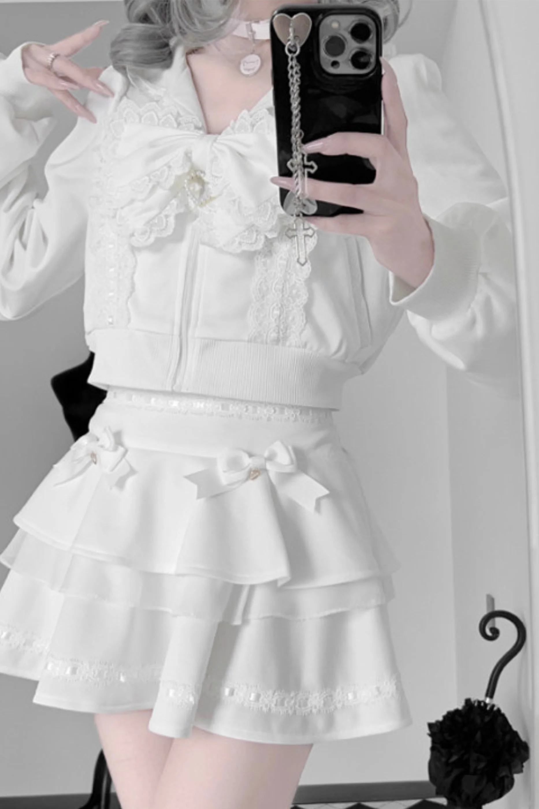 Black and White Sportswear Skirt - Image 10