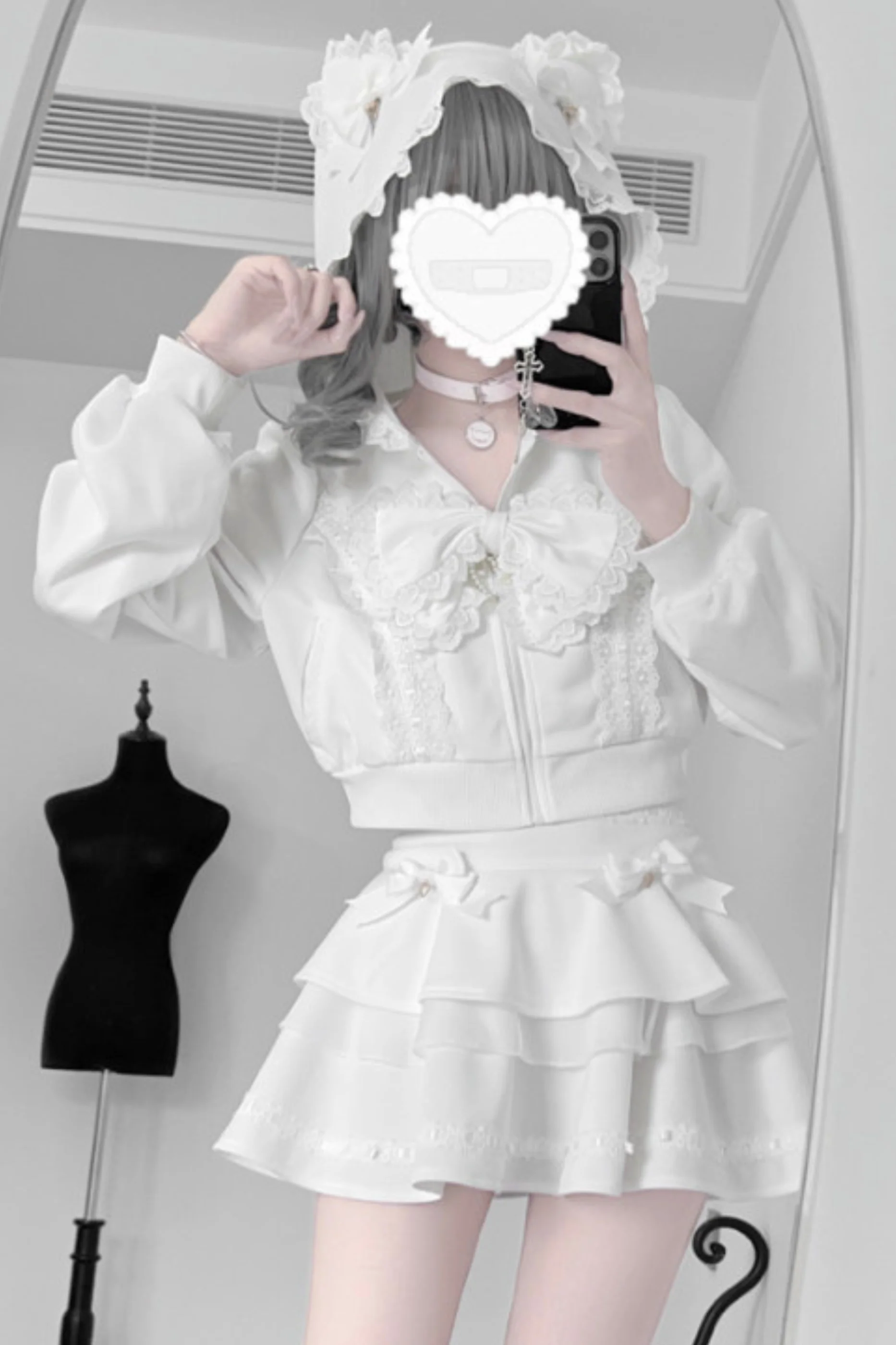 Black and White Sportswear Skirt - Image 8
