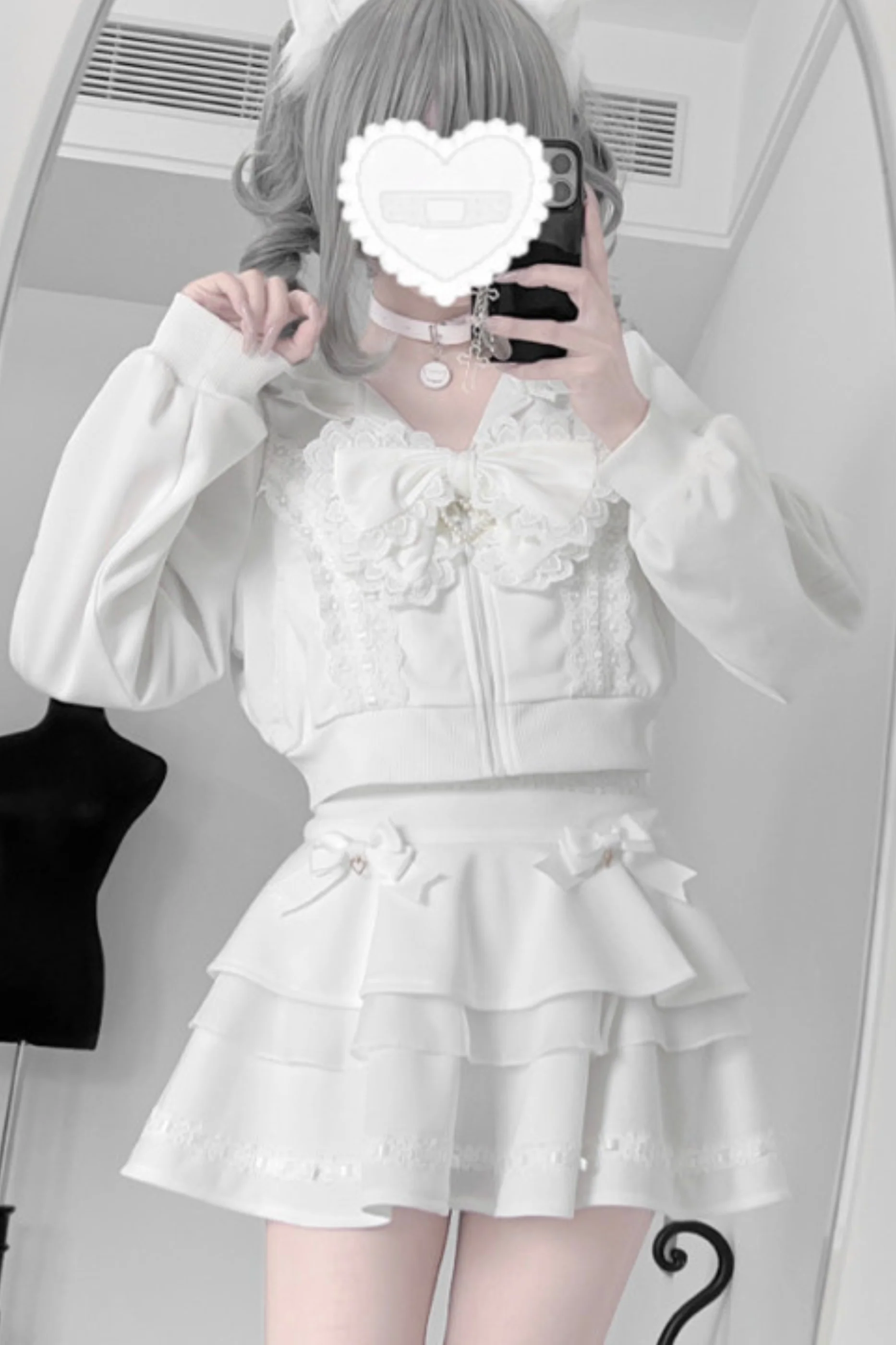Black and White Sportswear Skirt - Image 9