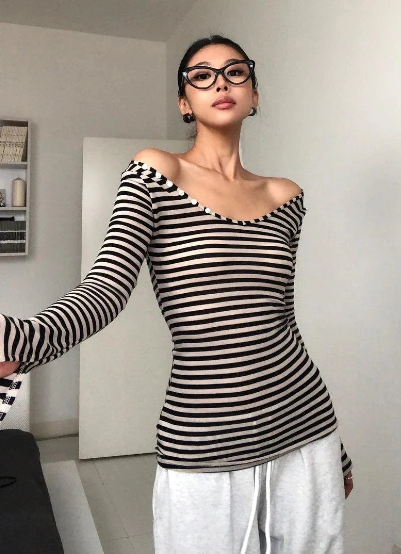 Black & White Striped Top - Image 2