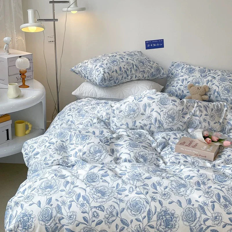 Blue Vintage Floral Bedding Set - Image 4