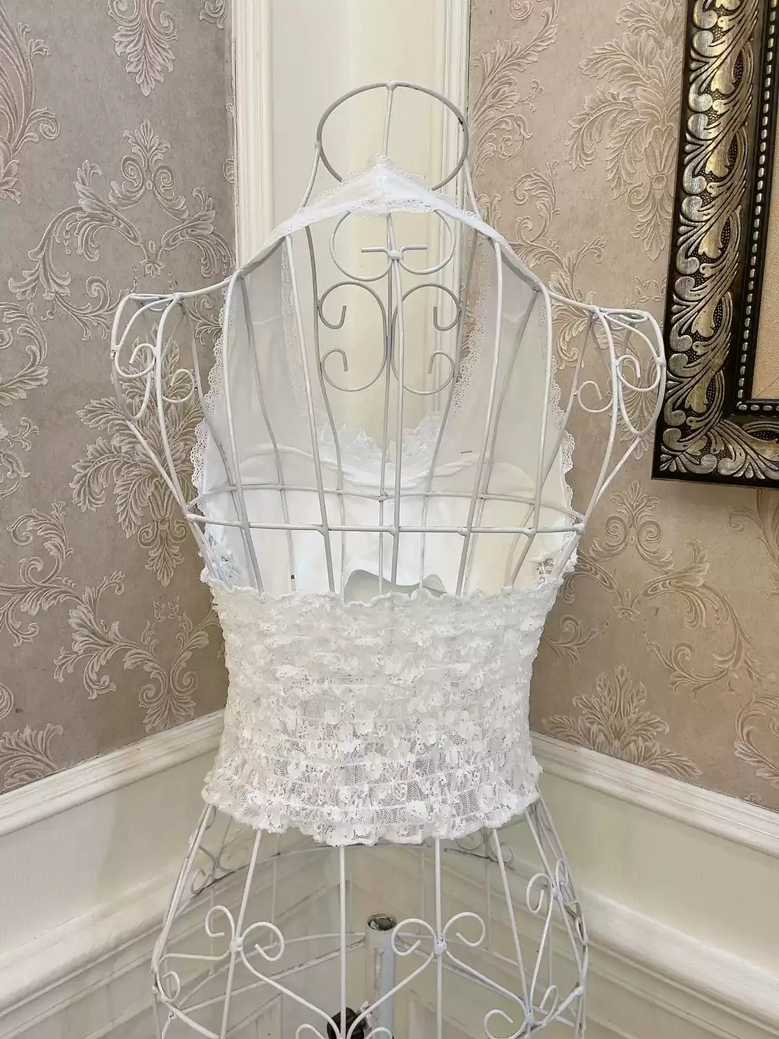 Bow Love Diamond Lace Tank Top - Image 6