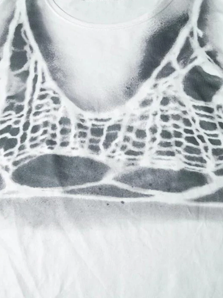 Bra Printed Tee - Image 5