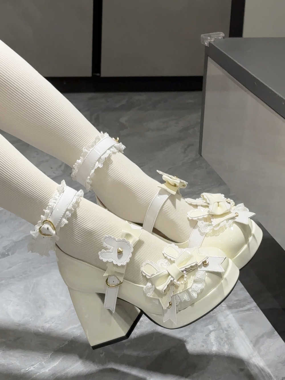 Bunny Cute High-heeled Shoes - Image 4