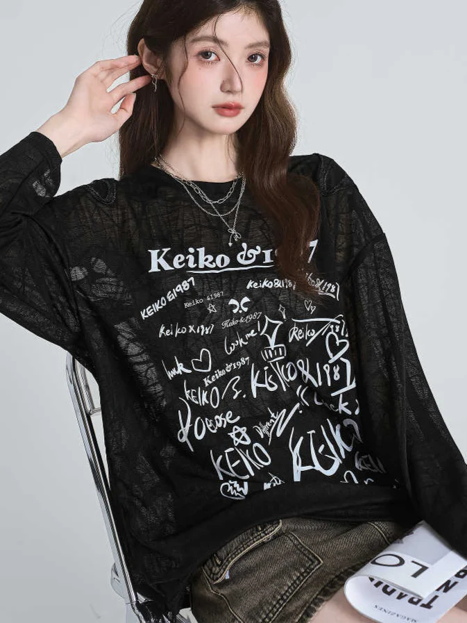 Butterfly Hollow Back Long-sleeved Top - Image 3