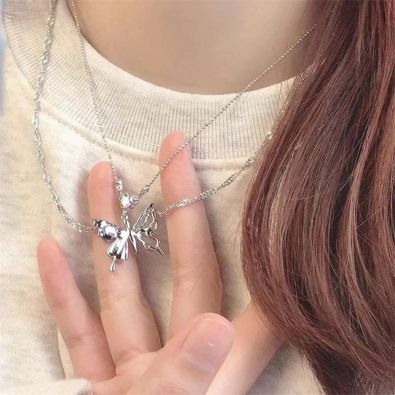 Butterfly & Pearl Necklace - Image 2