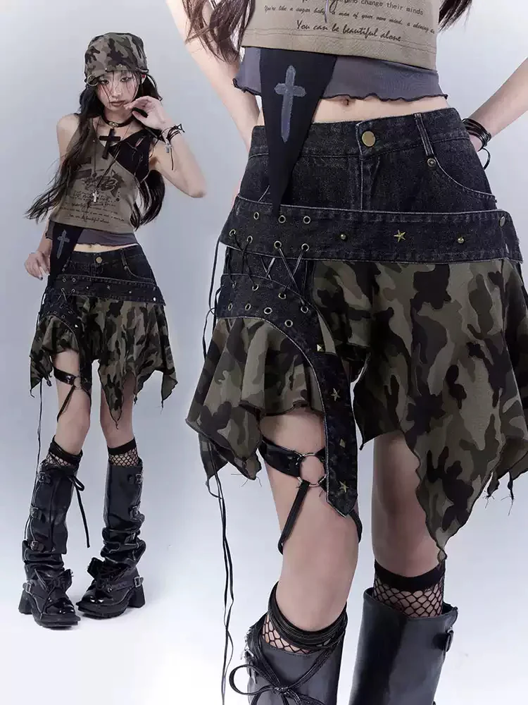 camouflage hottie strap denim skirt
