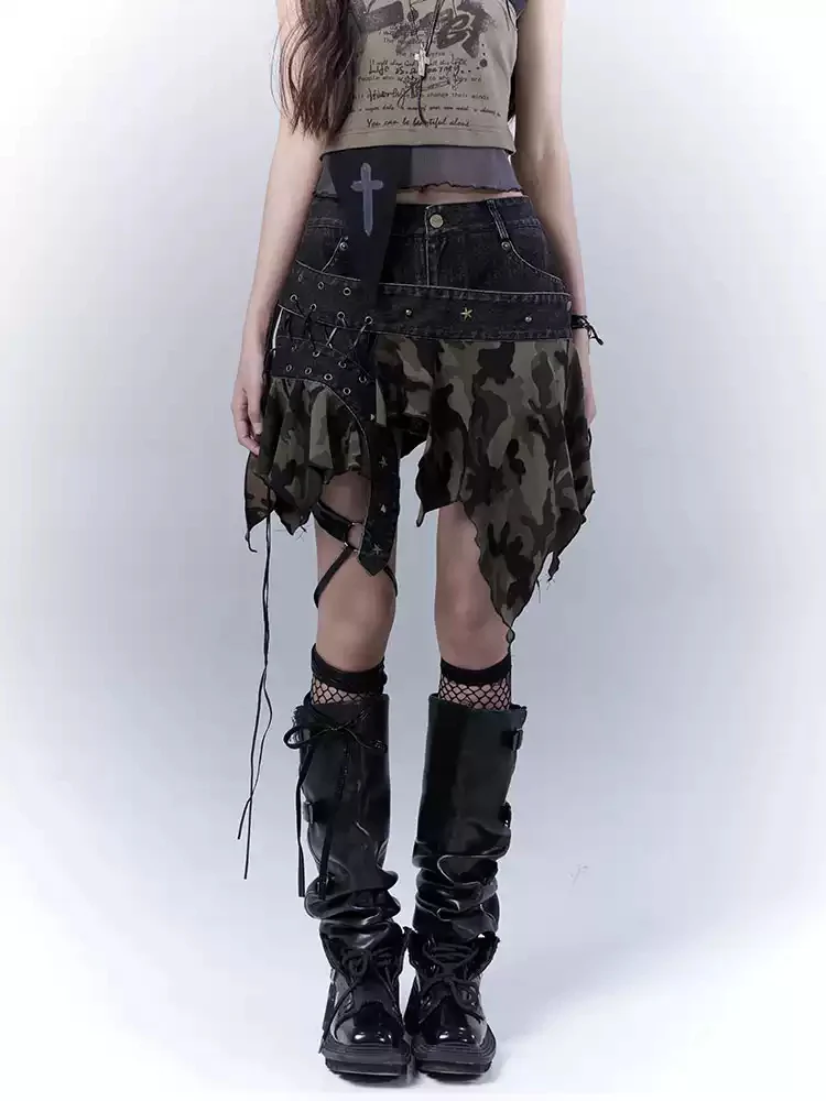 camouflage hottie strap denim skirt - Image 2
