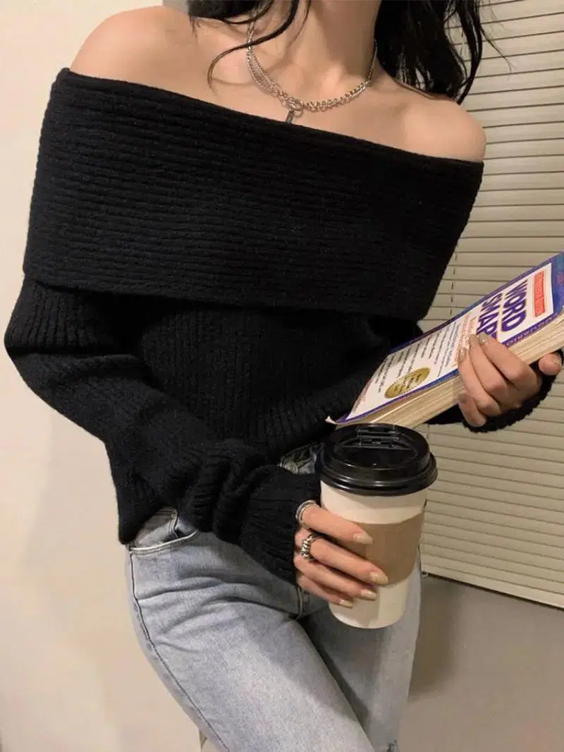 Casual Off Shoulder Knitted Sweater - Image 5