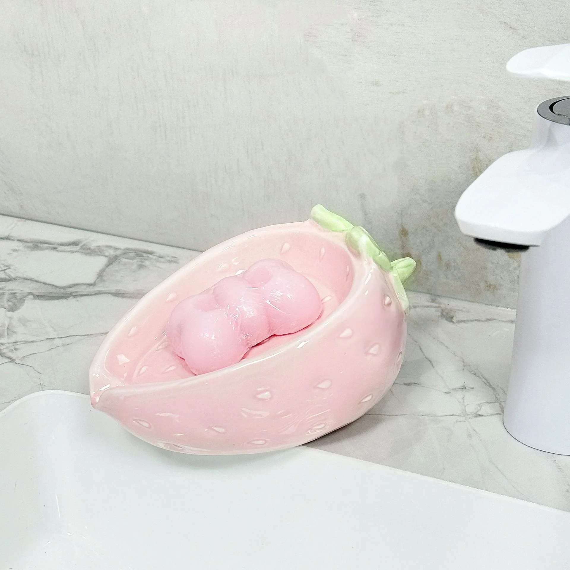 ceramic Strawberry soap box - Image 3