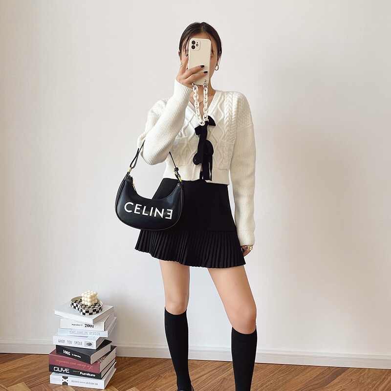 Chic Bow Knitted Cardigan - Image 3