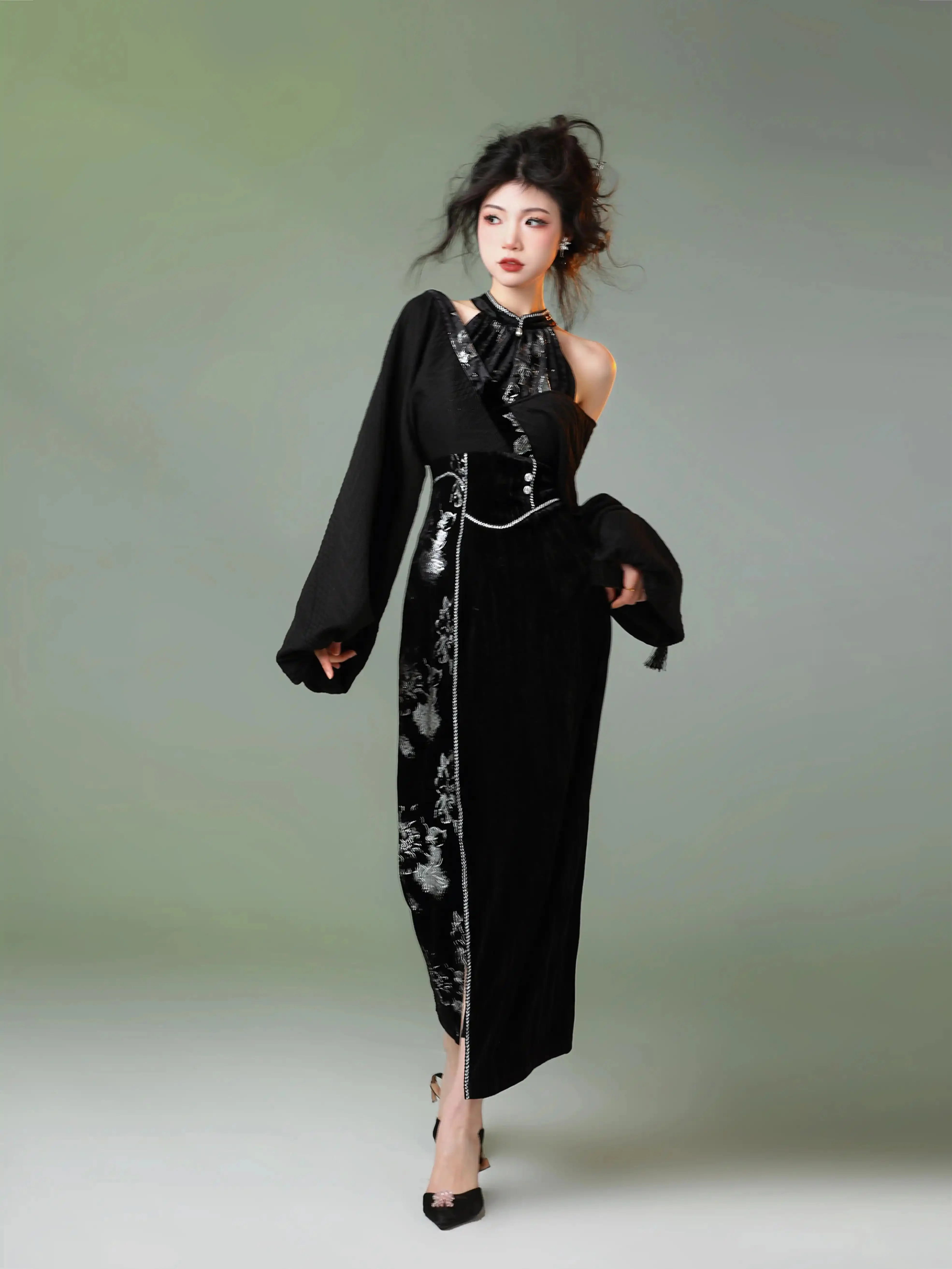 Chinese Style Silver Velvet Cheongsam Dress - Image 2