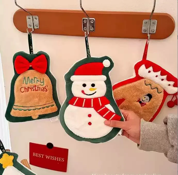Christmas hanging hand towel - Image 4