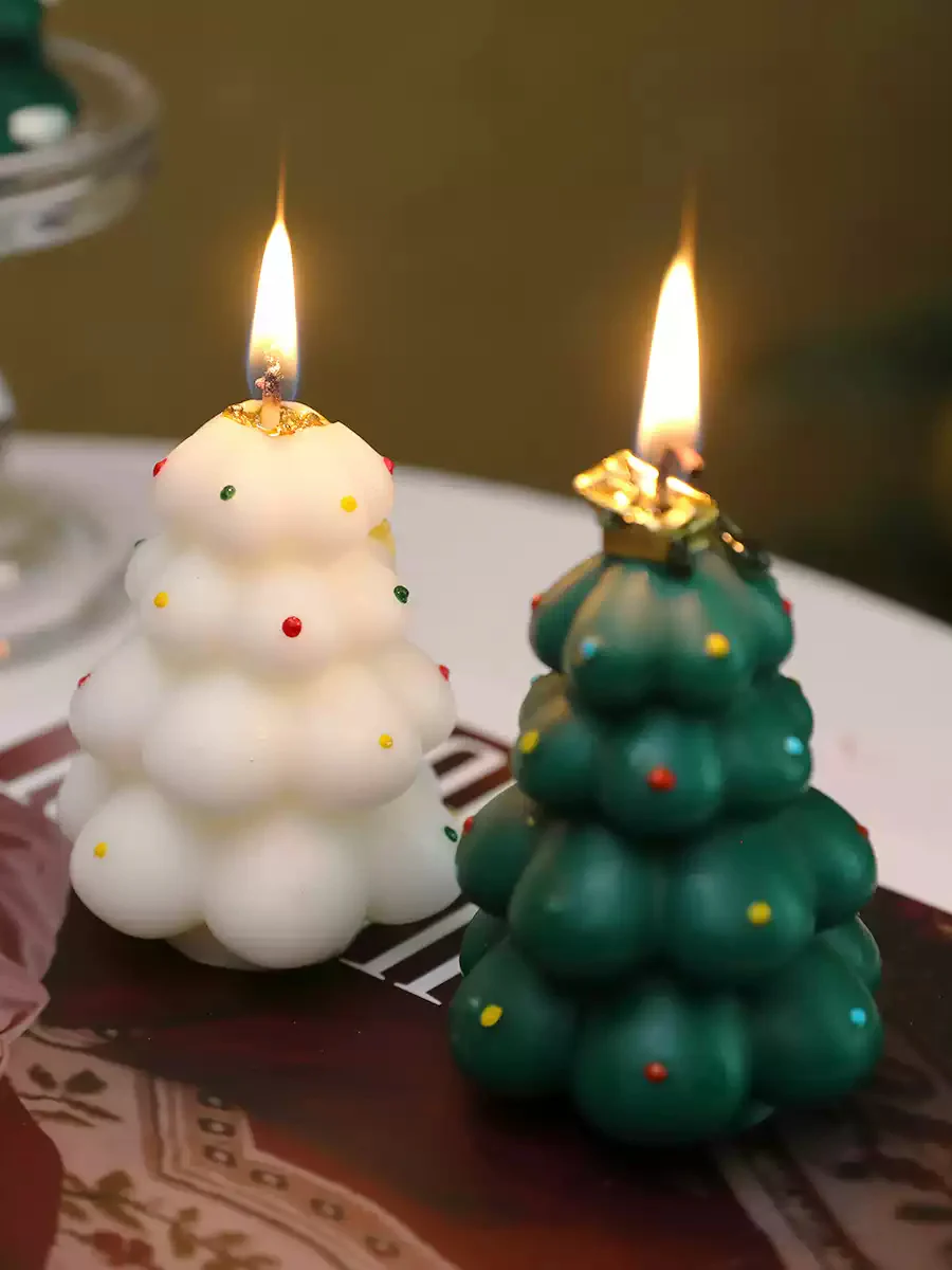 Christmas tree scented candle - Image 4