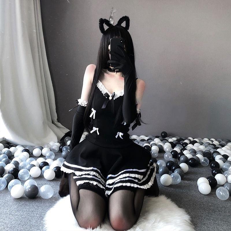 Classic French Maid Dress - Image 9