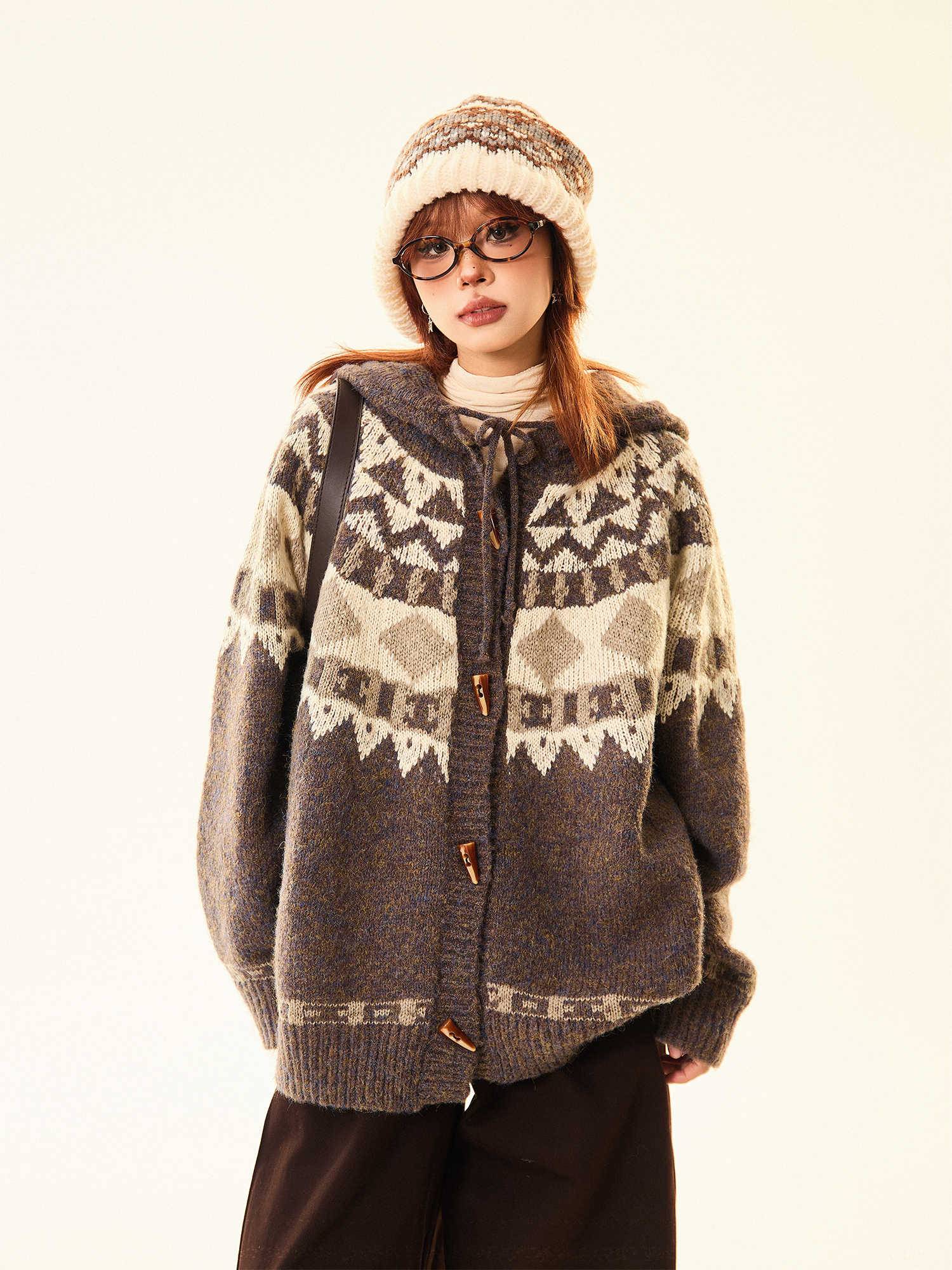 Comfort Fair Isle Cardigan - Image 4