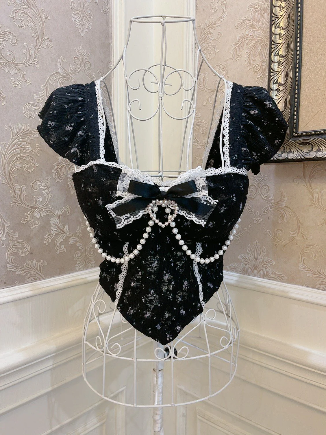 coquette bow floral lace top - Image 4