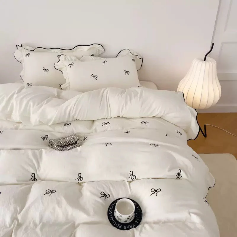 Coquette French Bow Bedding Set - Image 3