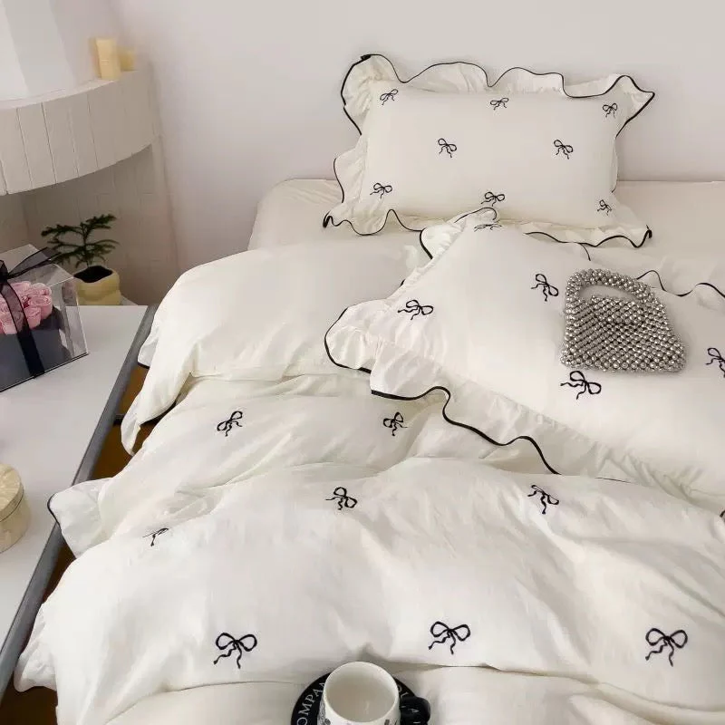 Coquette French Bow Bedding Set - Image 4