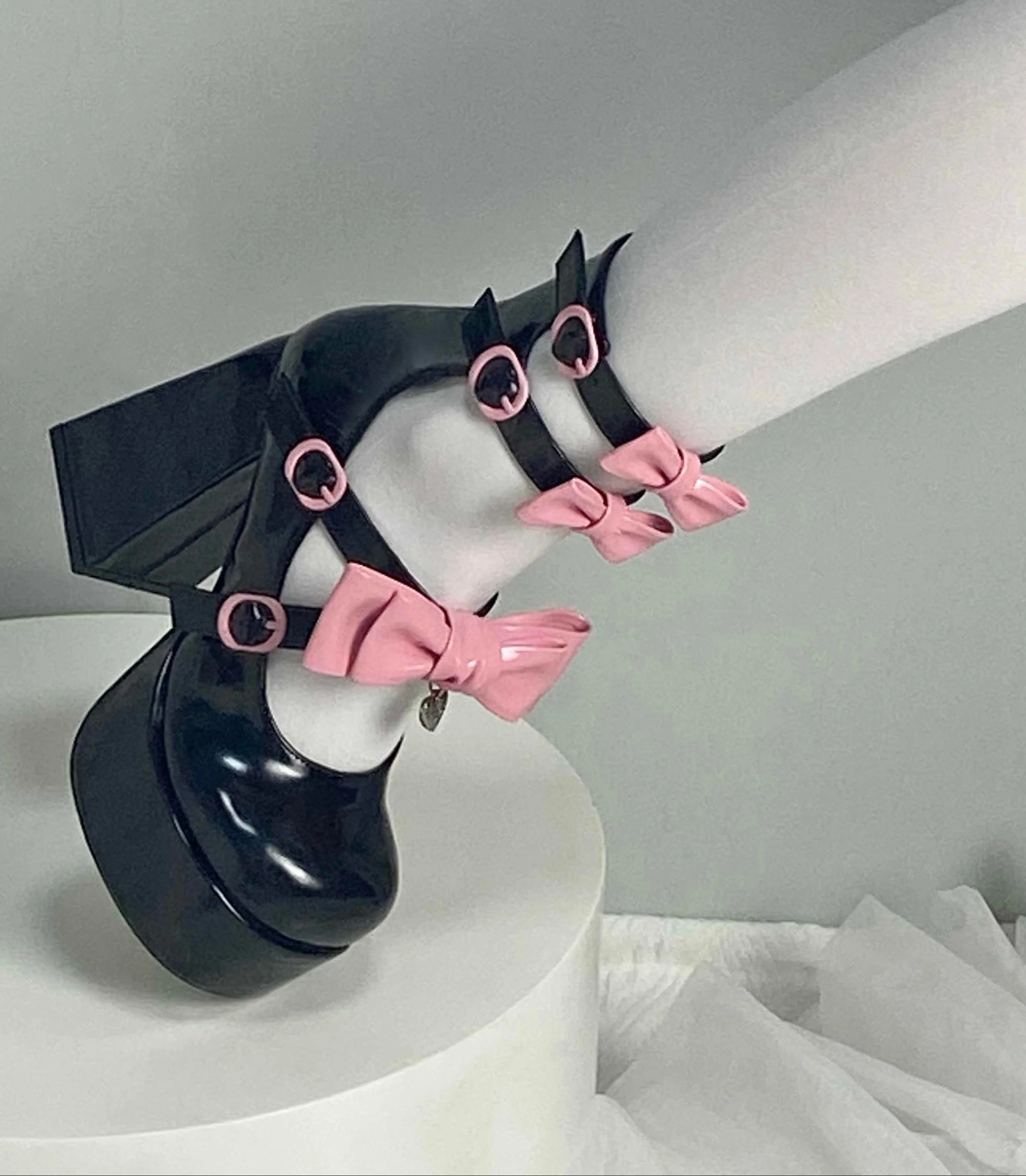 Coquette Round Toe Barbie High Heels - Image 2