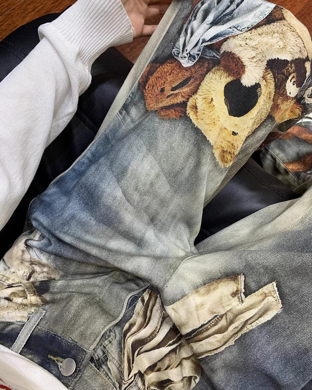 Cute Bears Print Baggy Jeans - Image 4