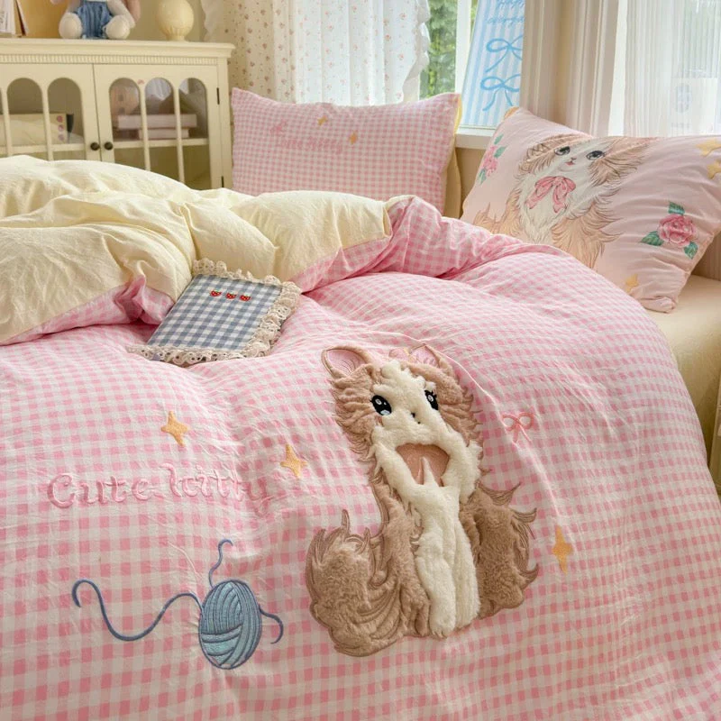 Cute Kitty Pink Gingham Bedding Set - Image 3